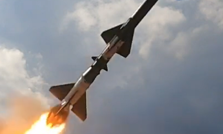 Tên lửa S-125 Pechora 'thần tốc' đeo bám bắt mục tiêu