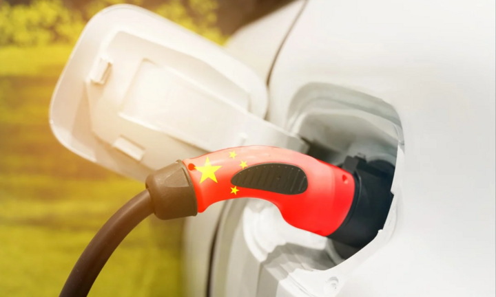 Trung Quốc tăng gấp đôi công suất sạc xe điện vào năm 2027