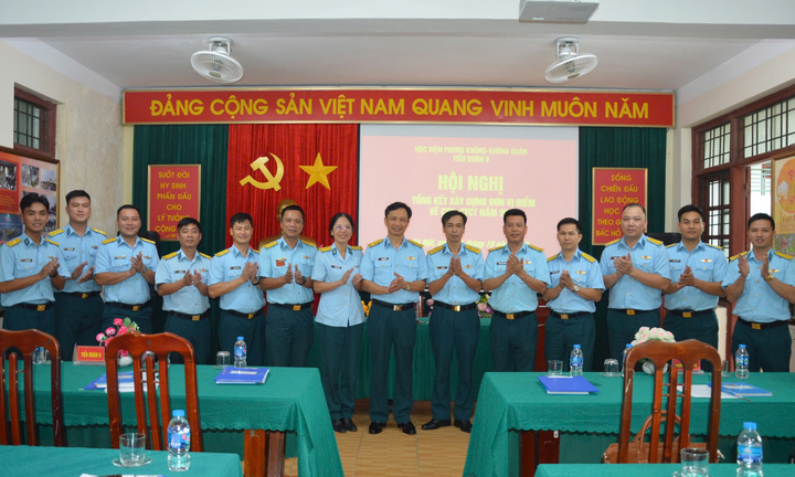 Một năm nhiều thành công của Tiểu đoàn 8 Học viện Phòng không - Không quân