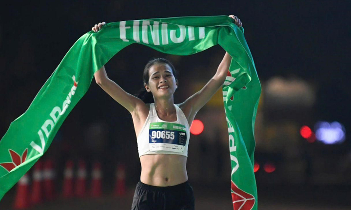 Hồng Lệ vô địch, Anh Khôi đánh bại Nguyễn Văn Lai ở giải marathon VPIM 2025