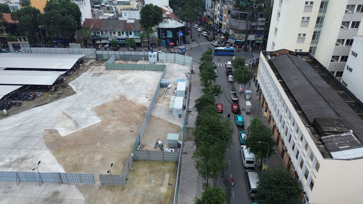 Loạt dự án 'đất vàng' trung tâm TP.HCM dần khởi động sau nhiều năm 'quây tôn'