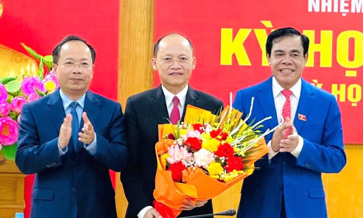 Hà Tĩnh bầu bổ sung nhiều chức danh lãnh đạo HĐND và UBND tỉnh
