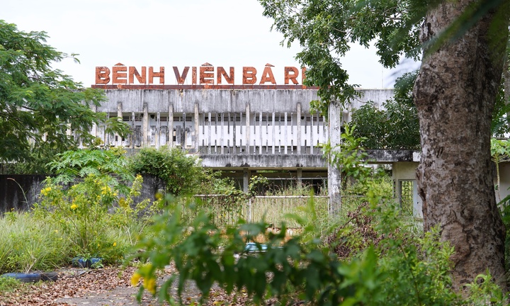 Toàn cảnh 2 bệnh viện bỏ hoang ở TP.HCM chờ 'hồi sinh'