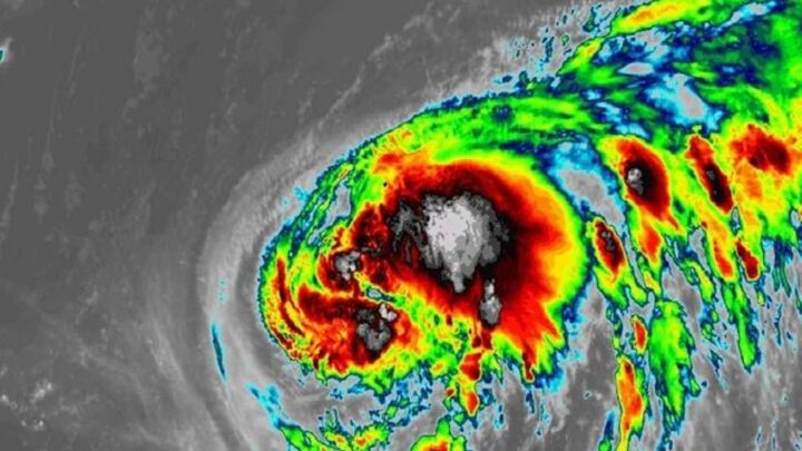 Dự báo Biển Đông sắp đón bão số 13, miền Trung mưa lớn 