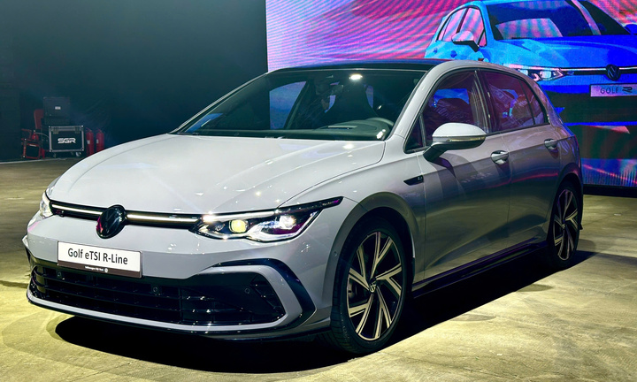 Volkswagen Golf về Việt Nam có bản mild-hybrid, giá từ 798 triệu đồng