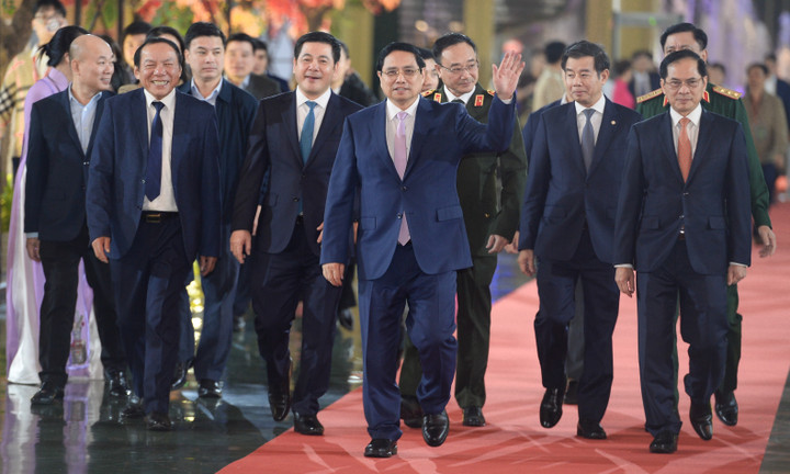 Thủ tướng Phạm Minh Chính dự lễ bế mạc Hội chợ mùa Thu lần thứ nhất - 2025