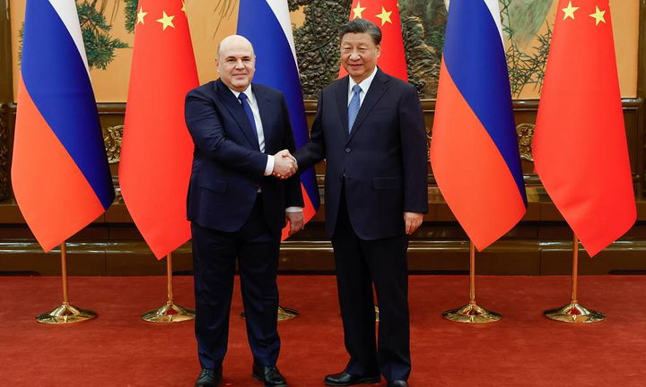 Chủ tịch Trung Quốc Tập Cận Bình hội đàm với Thủ tướng Nga tại Bắc Kinh