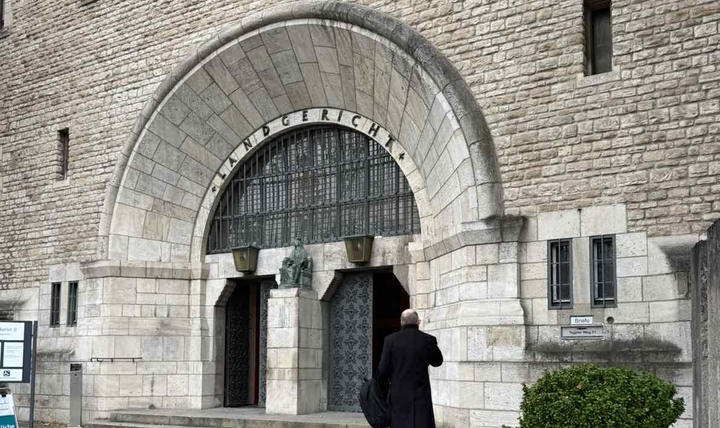 Tòa án Đức xét xử vụ Vingroup kiện Lê Trung Khoa vì hành vi vu khống, phỉ báng