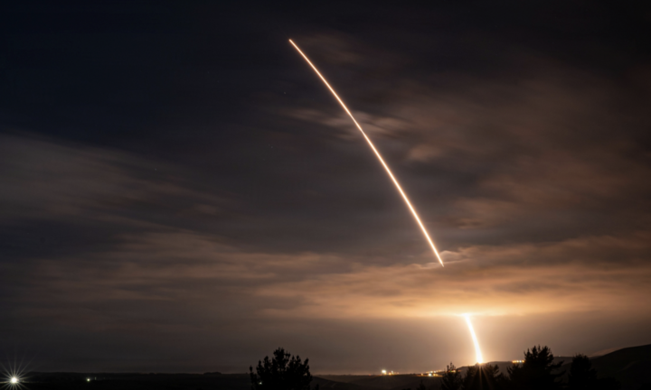 Mỹ phóng thử tên lửa đạn đạo xuyên lục địa Minuteman III