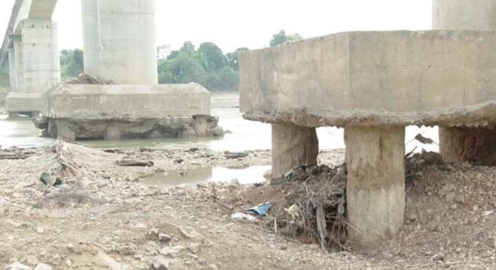 Cầu Sông Lô trơ lõi thép, nhà thầu đề xuất tự bỏ kinh phí sửa chữa