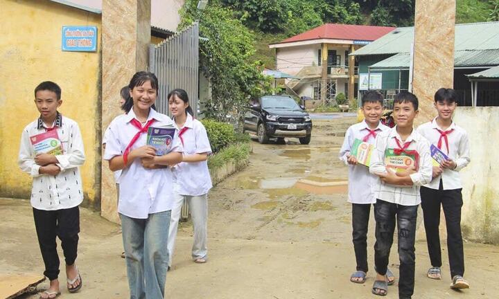 NXB Giáo dục Việt Nam sẵn sàng hỗ trợ sách giáo khoa cho vùng lũ