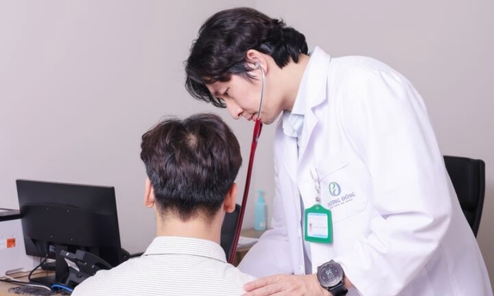 Tăng huyết áp âm thầm 'tấn công' người trẻ