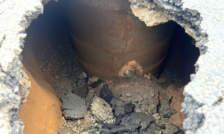 Xuất hiện ‘hố tử thần’ trên đường ở TP.HCM