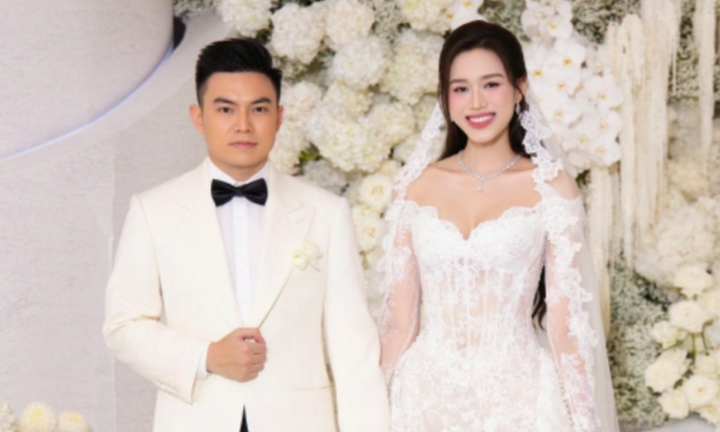 Hoa hậu Đỗ Thị Hà rạng rỡ bên chồng thiếu gia trong lễ cưới ở Hà Nội