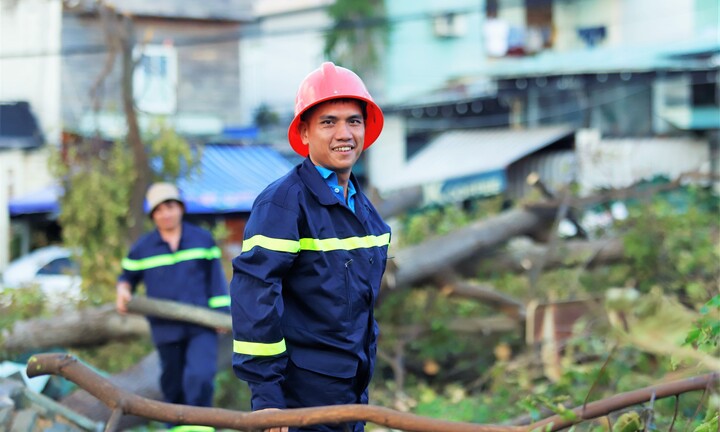 Gia Lai trong bão Kalmaegi: Bài học ứng phó thiên tai bằng bản lĩnh, tình người