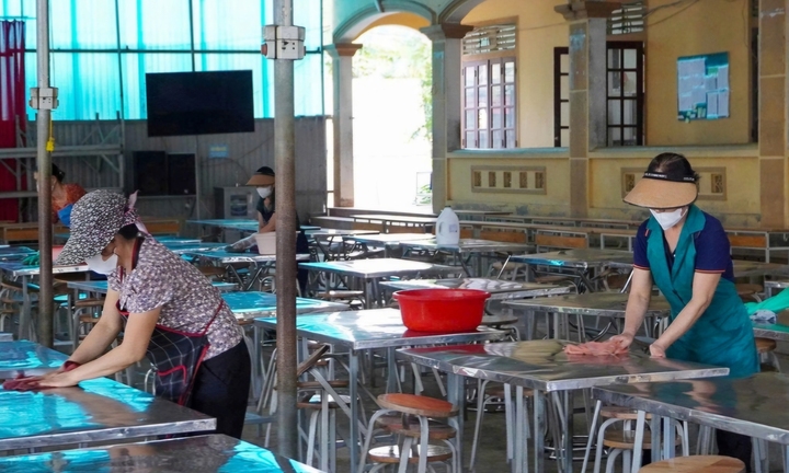 Hơn 160 học sinh mắc cúm A, cả trường ở Nghệ An nghỉ học dài ngày