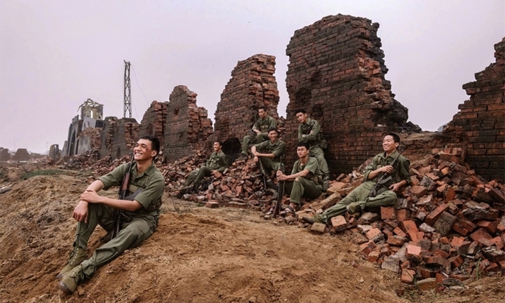 Chiếu miễn phí phim 'Mưa đỏ' và 'Địa đạo: Mặt trời trong bóng tối' tại Côn Đảo