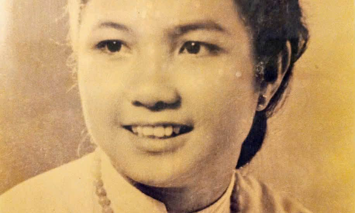 Hoa khôi Hà thành thập niên 1930 lấy chồng thiếu gia, trung niên đi bán xôi chè