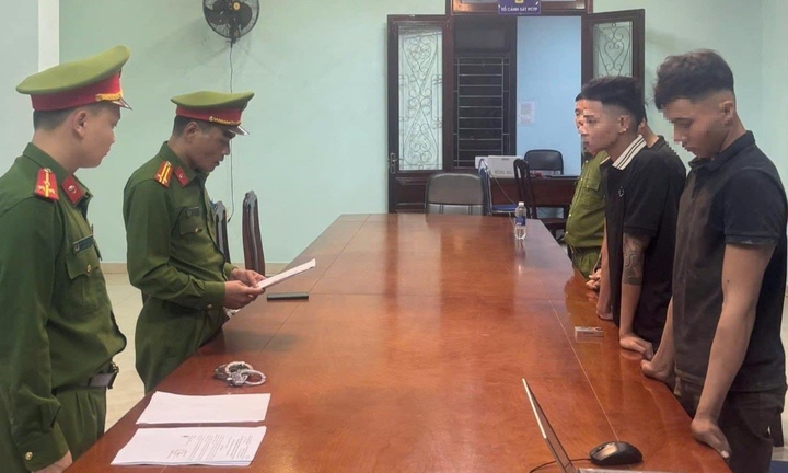 Ba thanh niên đi ô tô lên công trường cao tốc Bắc - Nam trộm vật tư