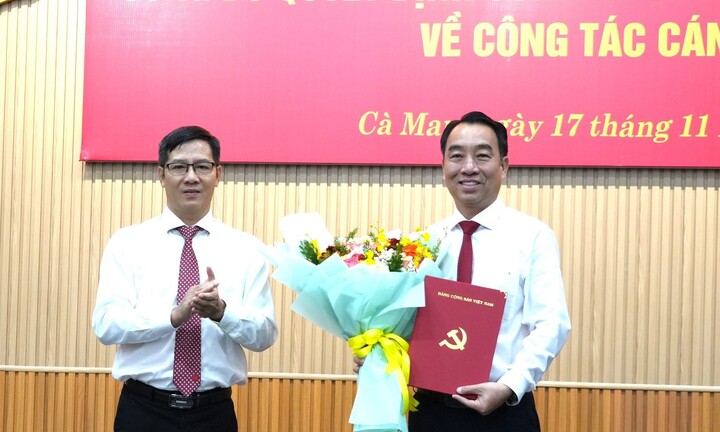 Chủ tịch UBND tỉnh Vĩnh Long Lữ Quang Ngời giữ chức Phó Bí thư Tỉnh ủy Cà Mau