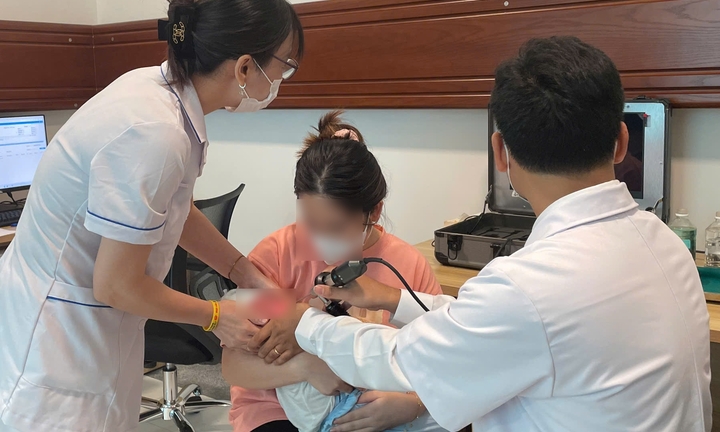 Cuộc sống gia đình đảo lộn vì con mắc cúm A 