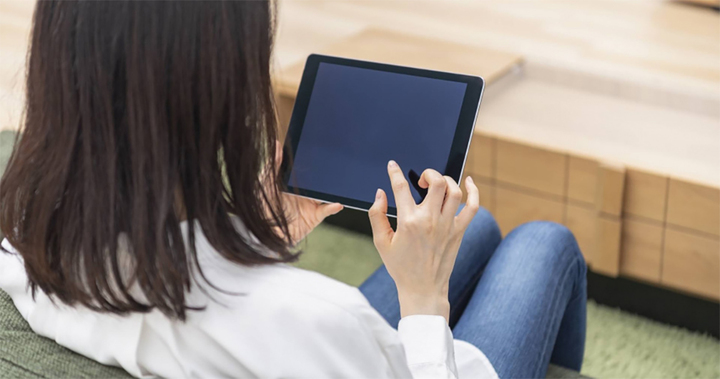 Xem trai đẹp livetream, bà nội trợ 'boa' 2,5 tỷ tiền mồ hôi nước mắt của chồng