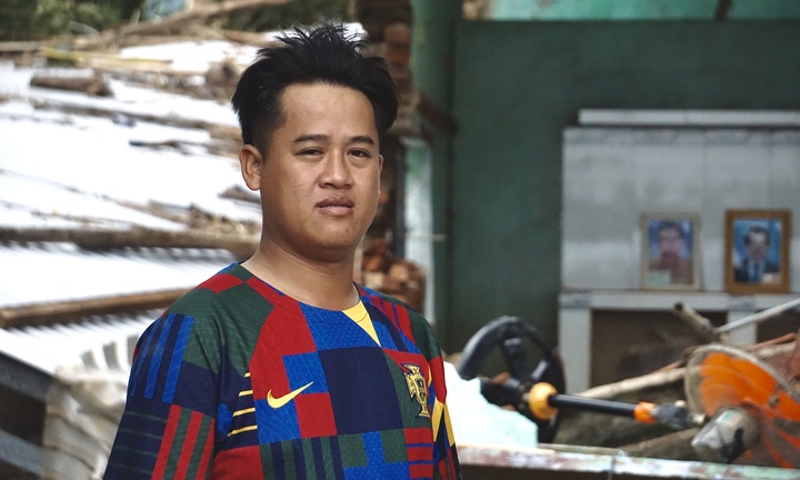 Người dân Đắk Lắk sau trận lụt lịch sử: Sống rồi, nhưng sống tiếp thế nào?