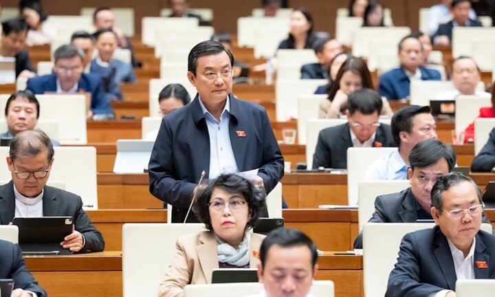 Đại biểu đề xuất cấm tuyệt đối thuốc lá điện tử, thuốc lá nung nóng, bóng cười