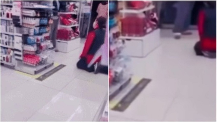 Phẫn nộ cảnh nhân viên cửa hàng phải quỳ xin lỗi sau khi nhắc nhở trẻ con