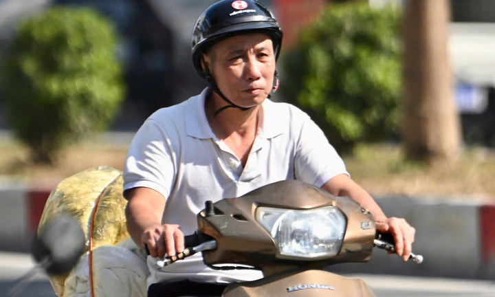 Vì sao mùa đông miền Bắc kỳ dị, ngày chói chang, nhiệt độ cao gấp 3 lần đêm?