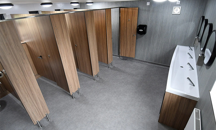 Công ty ‘canh’ toilet, nhân viên đi vệ sinh quá 15 phút bị phạt 1,7 triệu đồng