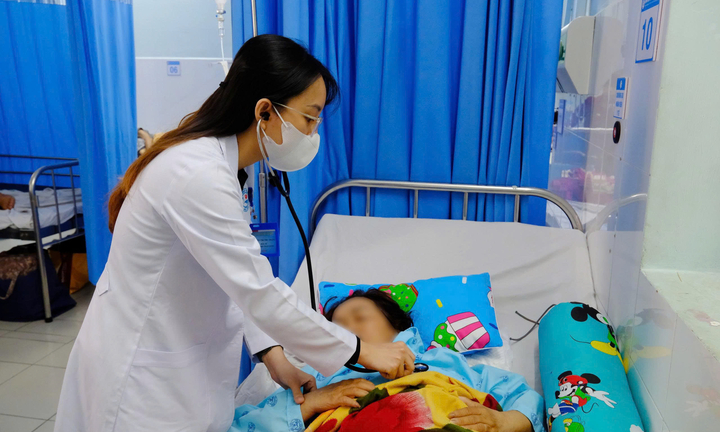 Cứu sống bệnh nhân đột quỵ do vỡ túi phình mạch máu não nguy cơ tử vong cao