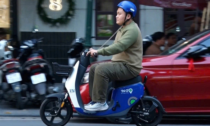 Xe điện khó gửi, xe xăng sẽ hạn chế, dân mạng rủ nhau đi buýt, xe đạp công cộng
