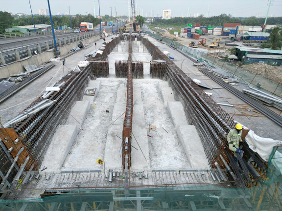 Nút giao kẹt xe bậc nhất TP.HCM tăng tốc thi công sau nhiều lần chậm tiến độ