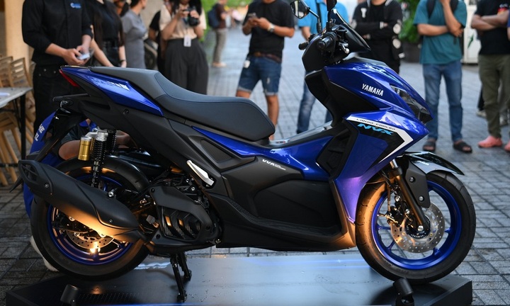 Bảng giá xe máy NVX mới nhất tháng 12/2025