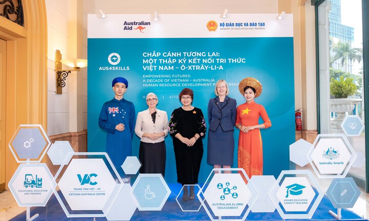 Chắp cánh tương lai: Một thập kỷ kết nối tri thức Việt Nam - Australia