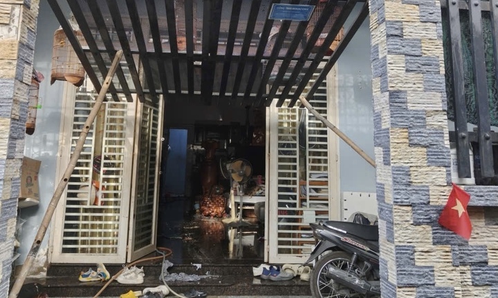 Cháy căn nhà trong hẻm ở TP.HCM, một người tử vong