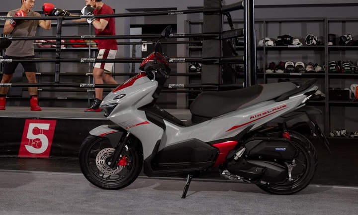 Bảng giá xe máy Air Blade 2026 mới nhất tháng 12/2025