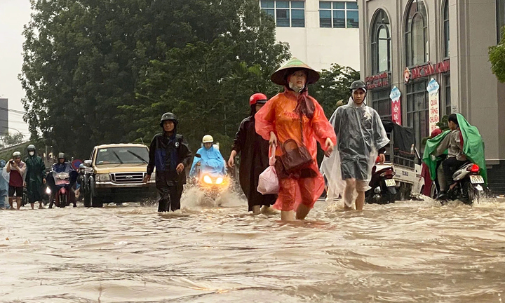 Dự báo thời tiết 9/12: Miền Bắc rét nhất dưới 12°C, miền Trung mưa lớn