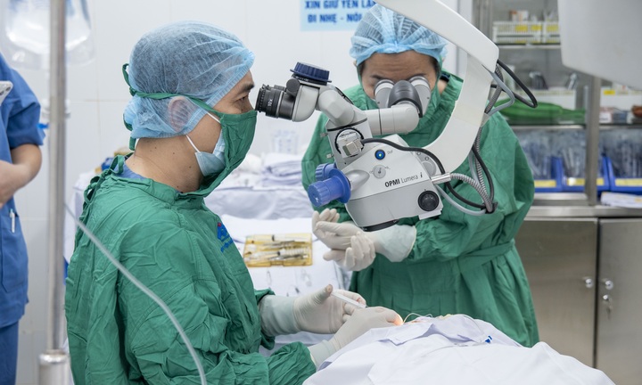 12 ca ghép giác mạc thành công bằng nguồn mô hiến tặng từ Nepal