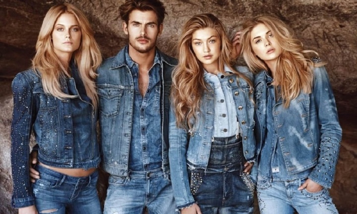 Vì sao không nên giặt quần jeans thường xuyên?
