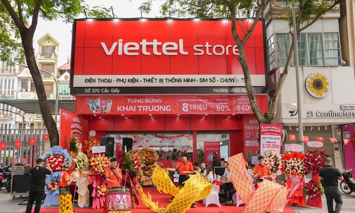 Viettel Store bùng nổ ưu đãi 'Sale đôi 12/12'