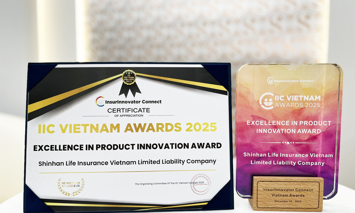Shinhan Life Việt Nam nhận giải thưởng 'Excellence in Product Innovation Award'