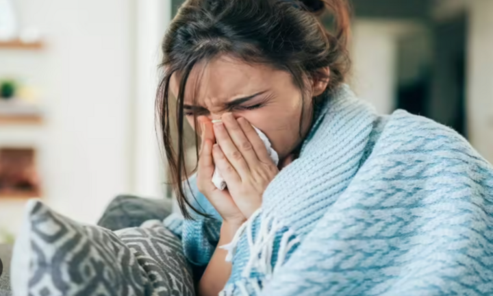 Uống quá ít nước khiến bạn dễ mắc cảm cúm vào mùa đông 