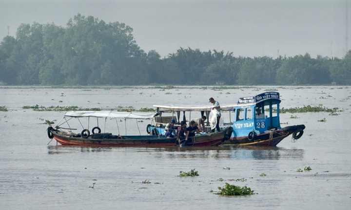 Vỏ lãi tông đò ngang trên sông Tiền: Tìm thấy thi thể người lái đò