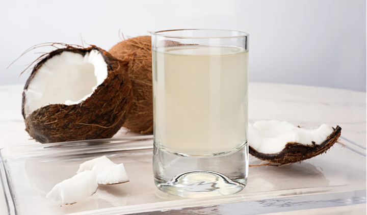 6 lợi ích khi uống nước dừa thường xuyên