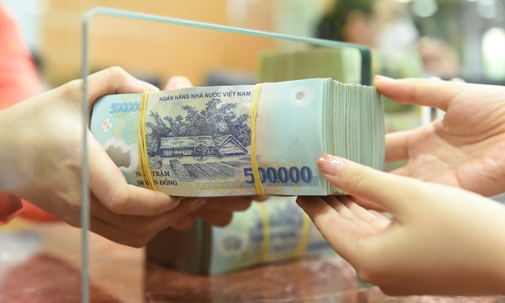Lãi suất tiết kiệm ngân hàng nào ưu đãi nhất đầu tháng 12?