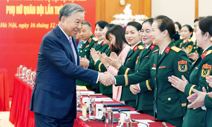 Phát huy truyền thống 'Yêu nước, đoàn kết, sáng tạo, trung hậu, đảm đang'