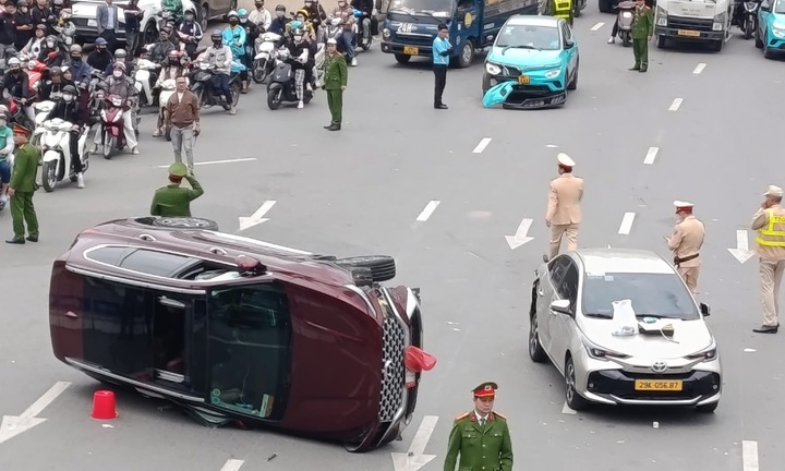 Ô tô tông liên hoàn ở Hà Nội: Tài xế sử dụng ma tuý