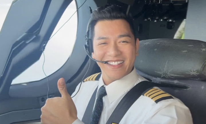 Cơ trưởng tài năng, điển trai của hãng hàng không Vietnam Airlines